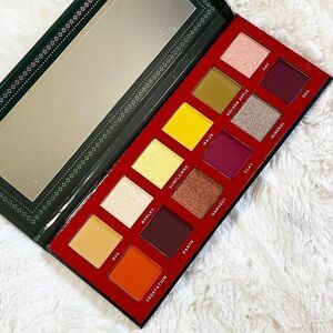 Ace Beaute‎ Classical Paradise Palette